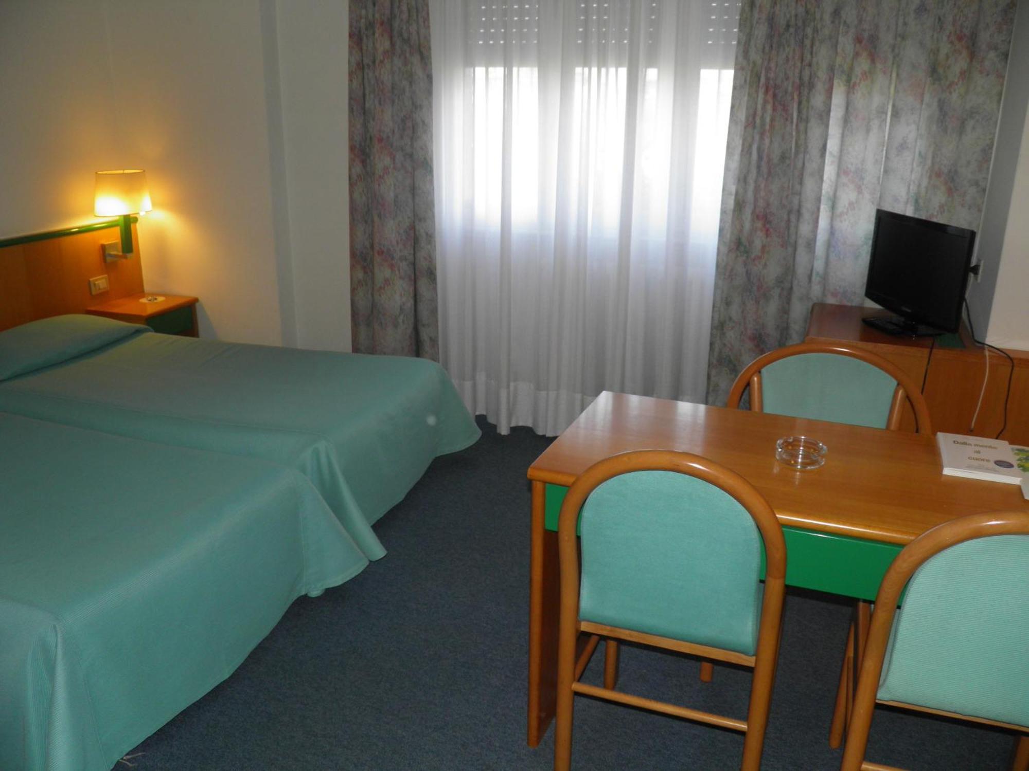 Hotel Ramoverde ボルゴマネーロ エクステリア 写真