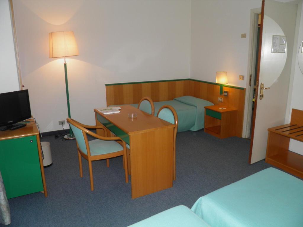 Hotel Ramoverde ボルゴマネーロ 部屋 写真